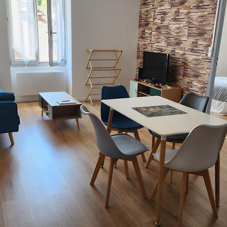 Appartement Tout Confort Vue Sur Les Forts Salins-les-Bains Dış mekan fotoğraf